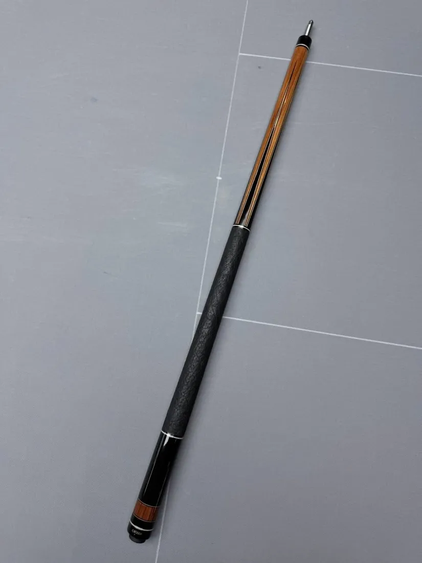 Mezz FAL6 鬱金香叉黑檀